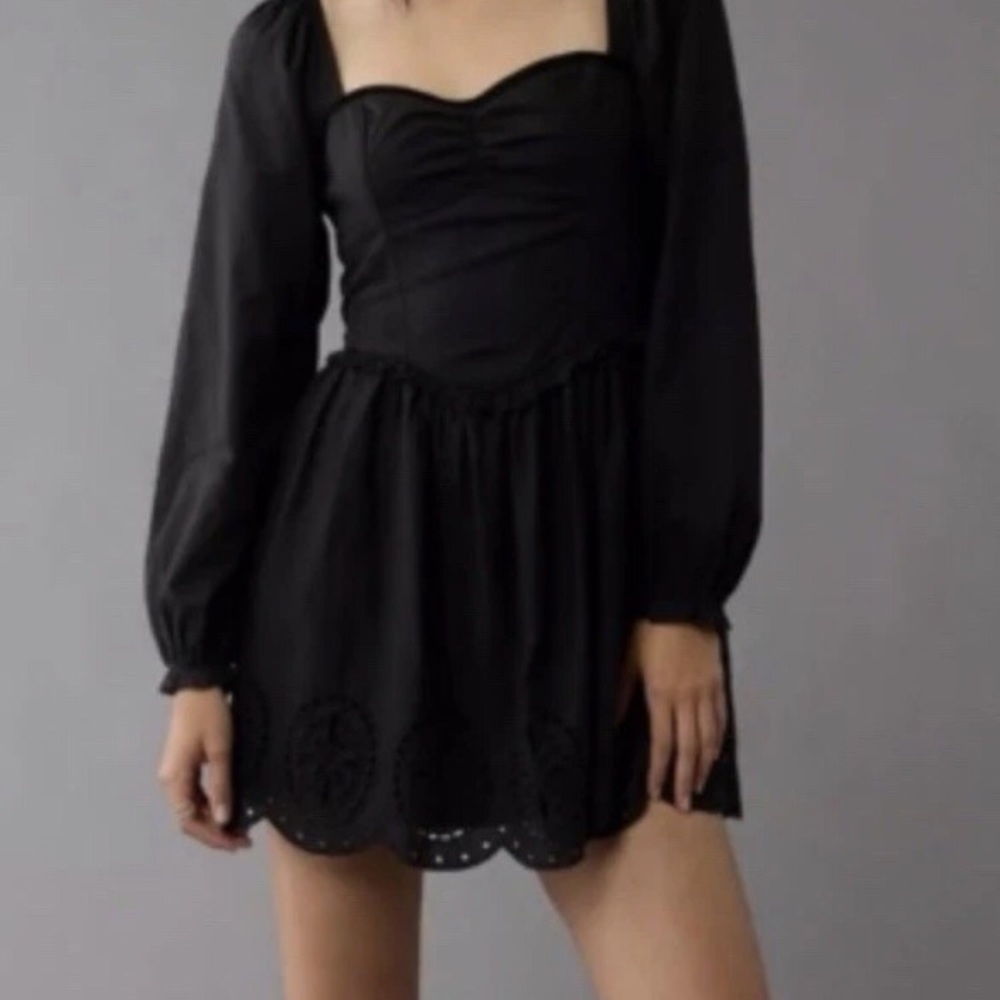American Eagle Outfitters NWT Black Long-Sleeve Sweetheart Mini Dress